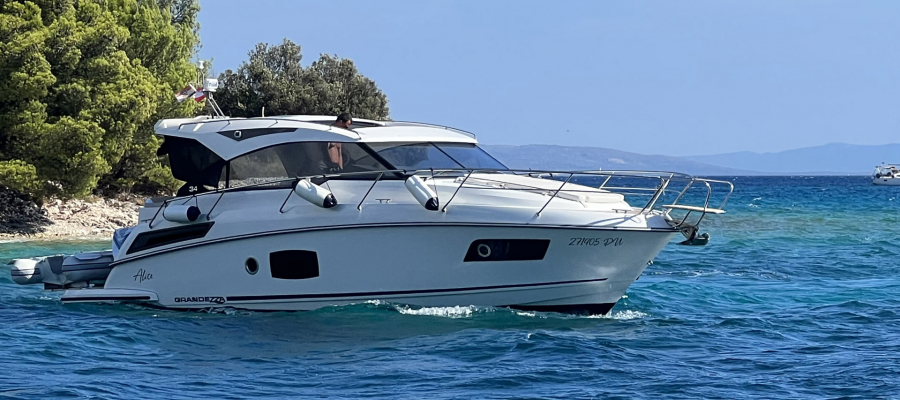 croatia yacht charter trogir